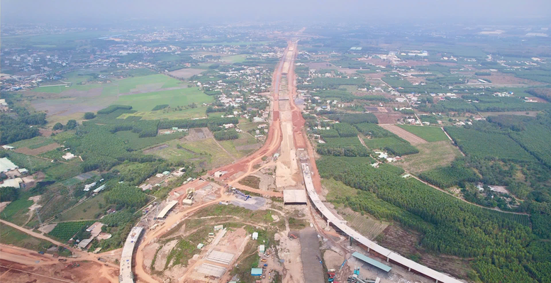 Thiếu vật liệu, cao tốc Biên Hòa-Vũng Tàu liệu có 'kéo lùi' mục tiêu 3.000km cao tốc?- Ảnh 1. Thiếu vật liệu, cao tốc Biên Hòa-Vũng Tàu liệu có 'kéo lùi' mục tiêu 3.000km cao tốc?- Ảnh 1.